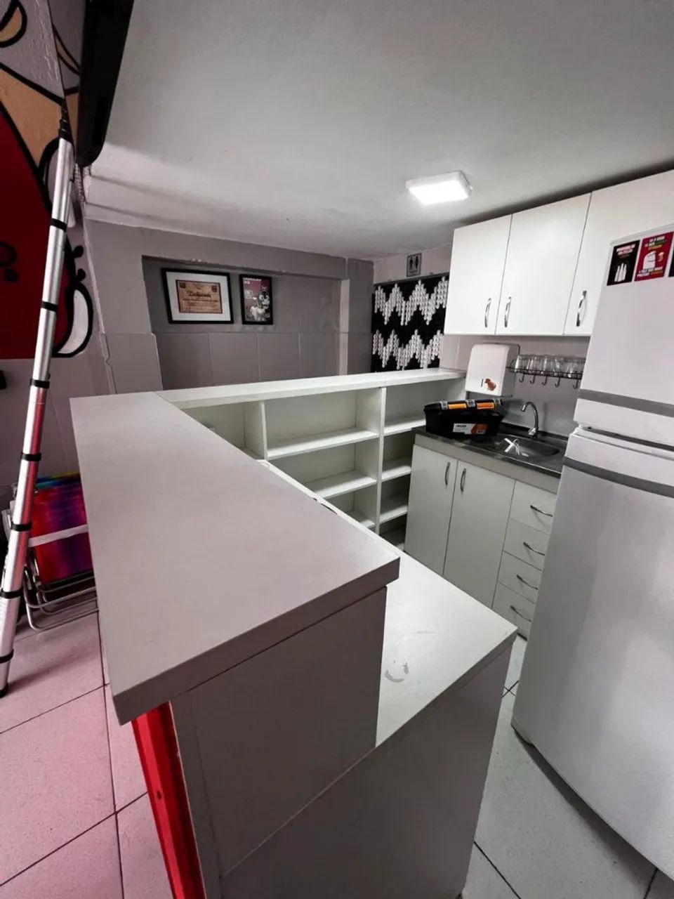 Bancada para Loja - Vermelha - Foto 3