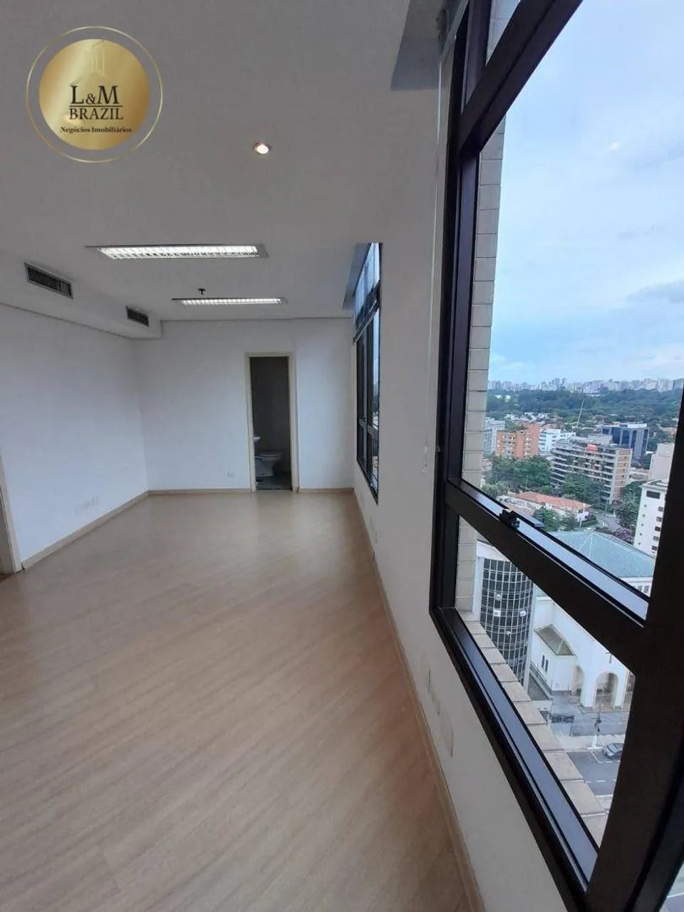 Sala comercial de 62 m² para locação no Itaim