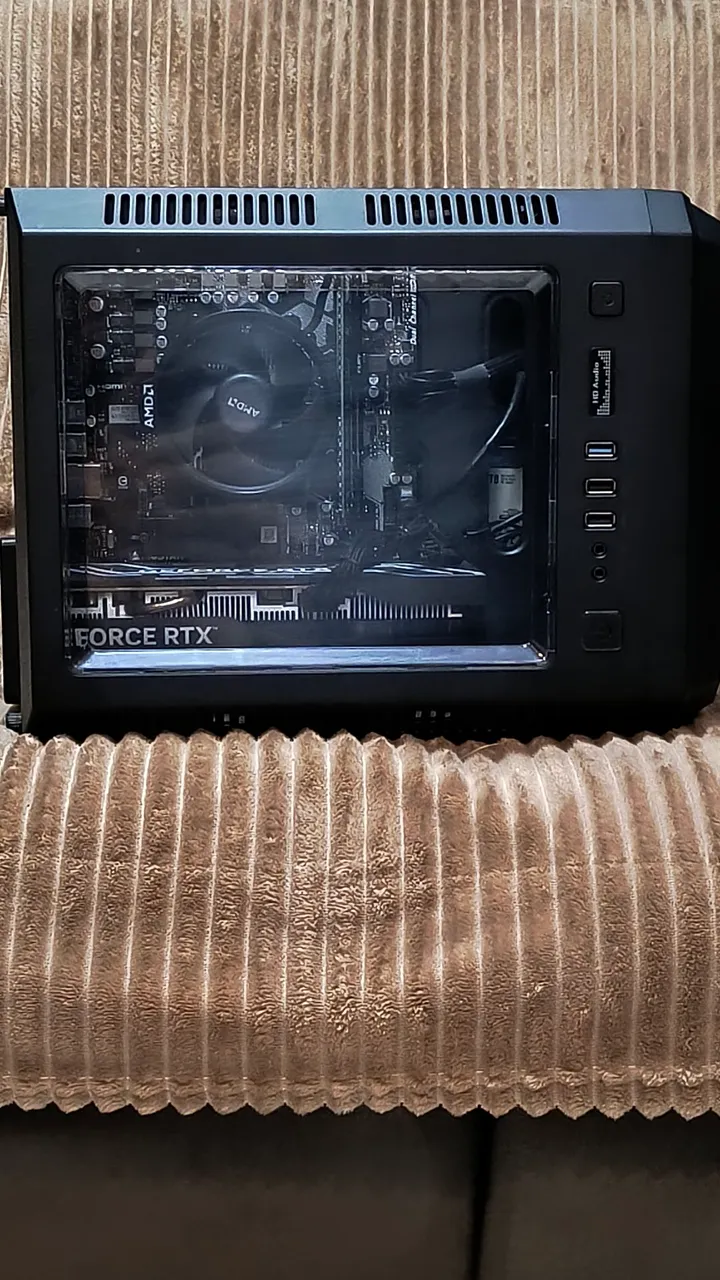 PC Gamer - Ryzen 7 5700, RTX 4060, 24GB RAM