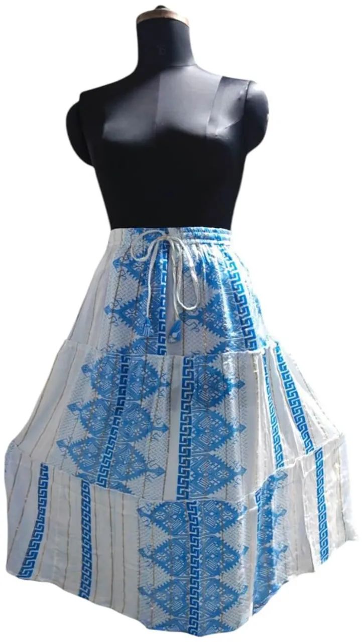 Saia Indiana longa estampada azul e branca