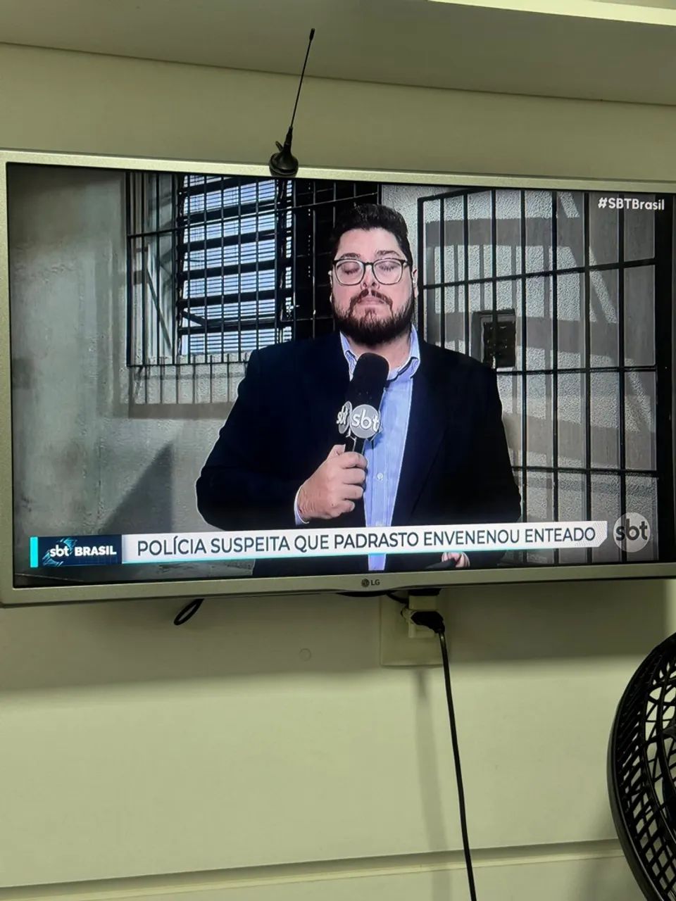 TV LG 32 polegadas  - Foto 3