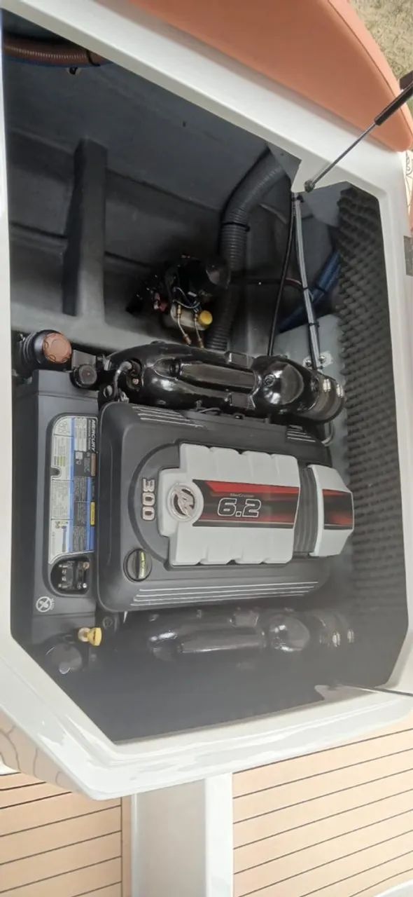 Lancha Triton 300 Sport  - Foto 8