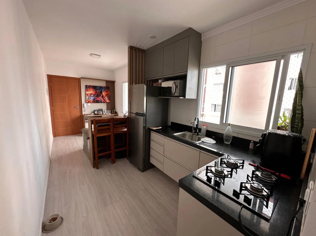 Imóvel para aluguel possui 40 metros quadrados com 1 quarto em Canto do Forte - Praia Gran