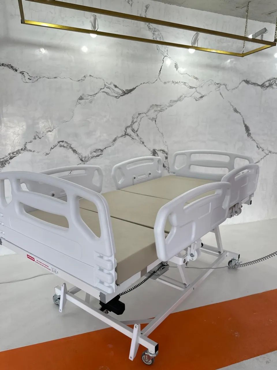 Cama hospitalar que vira poltrona NOVA - Foto 3