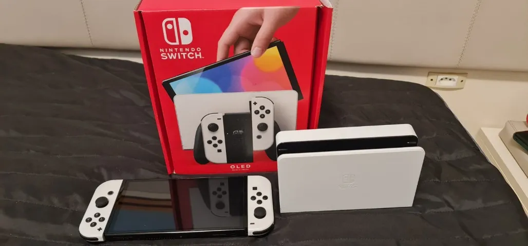 Nintendo Switch OLED 64GB acompanha R$1200,00 em jogos