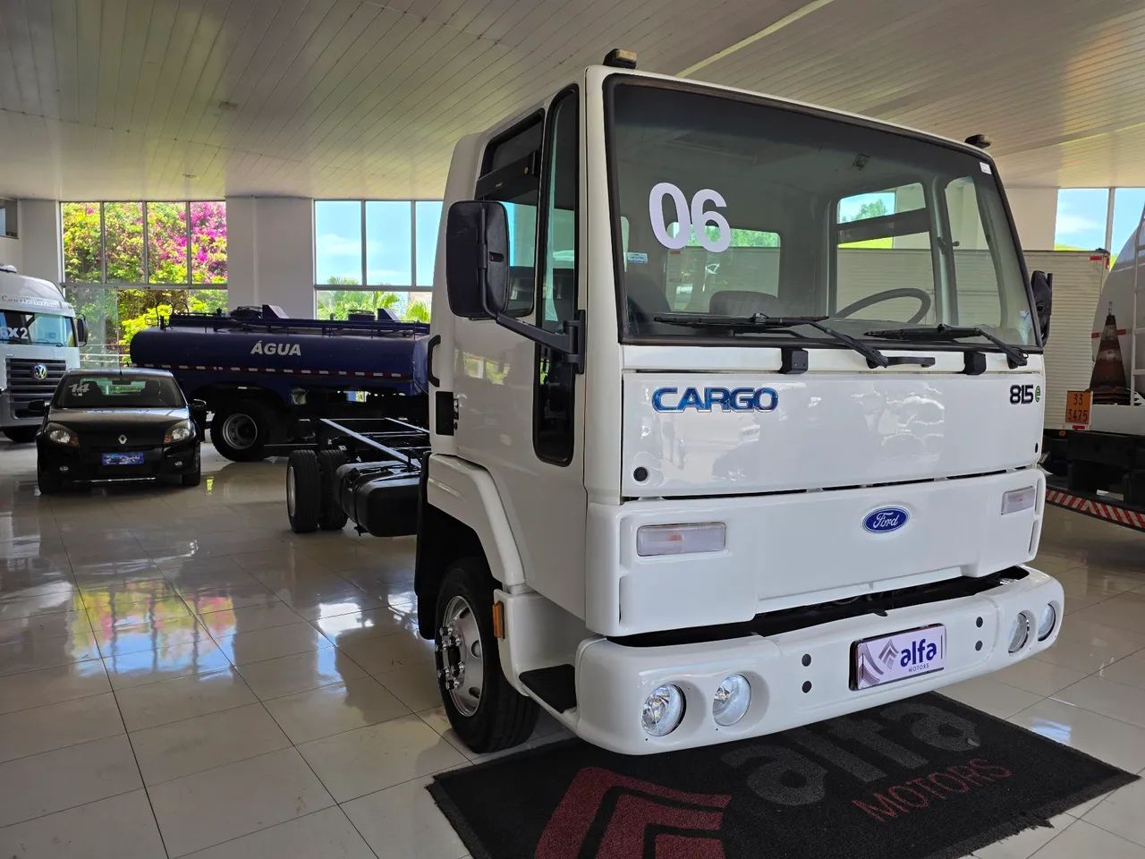 Ford Cargo 815 e 2006 doc consta bau  - Foto 2