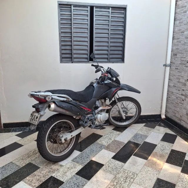 Moto NXR150 bros