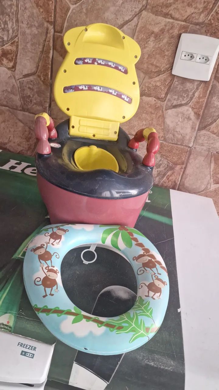 Troninho e tampa de vaso Infantil  - Foto 2