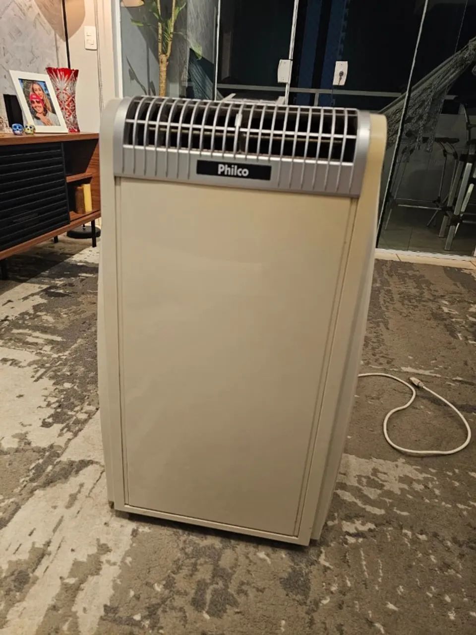 Ar Condicionado Portátil Philco PH13000QF 13.000 BTUs - Quente/Frio