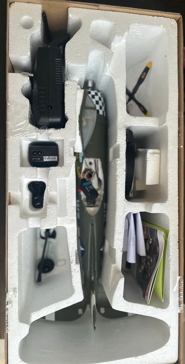 Aeromodelo P47 com rádio controle - Foto 2