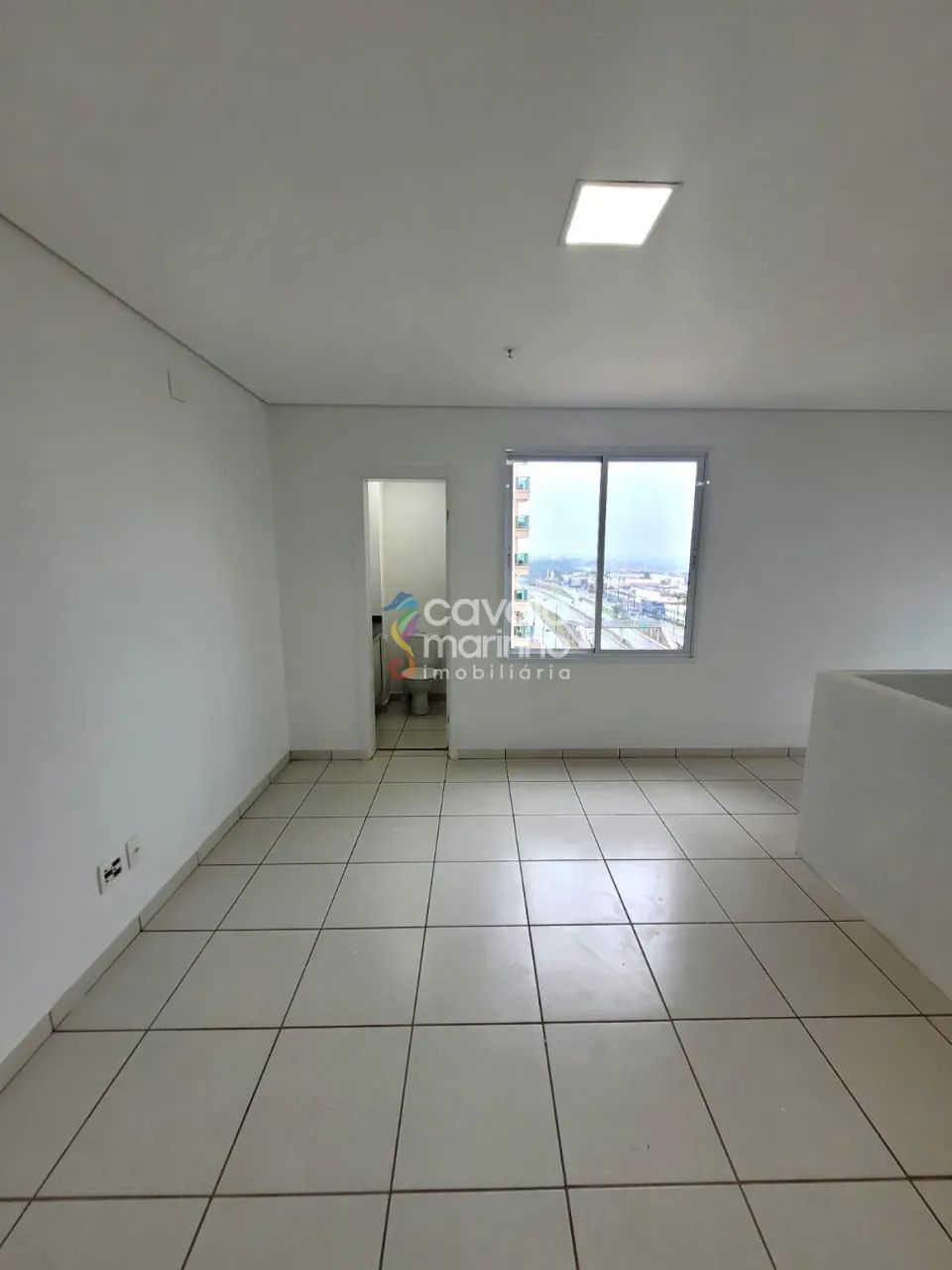 Sala comercial para alugar no Edifício New Office com banheiros e 1 vaga, 57m² - Nova Ribe - Foto 4