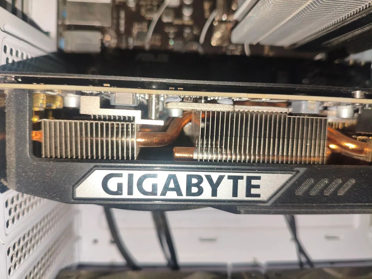 Rtx 5070 sff 12gb oc gigabyte  - Foto 3