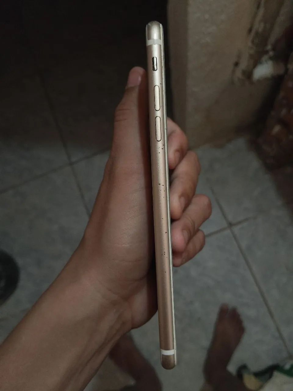VENDO IPHONE 7PLUS 128GB Dourado - Foto 2