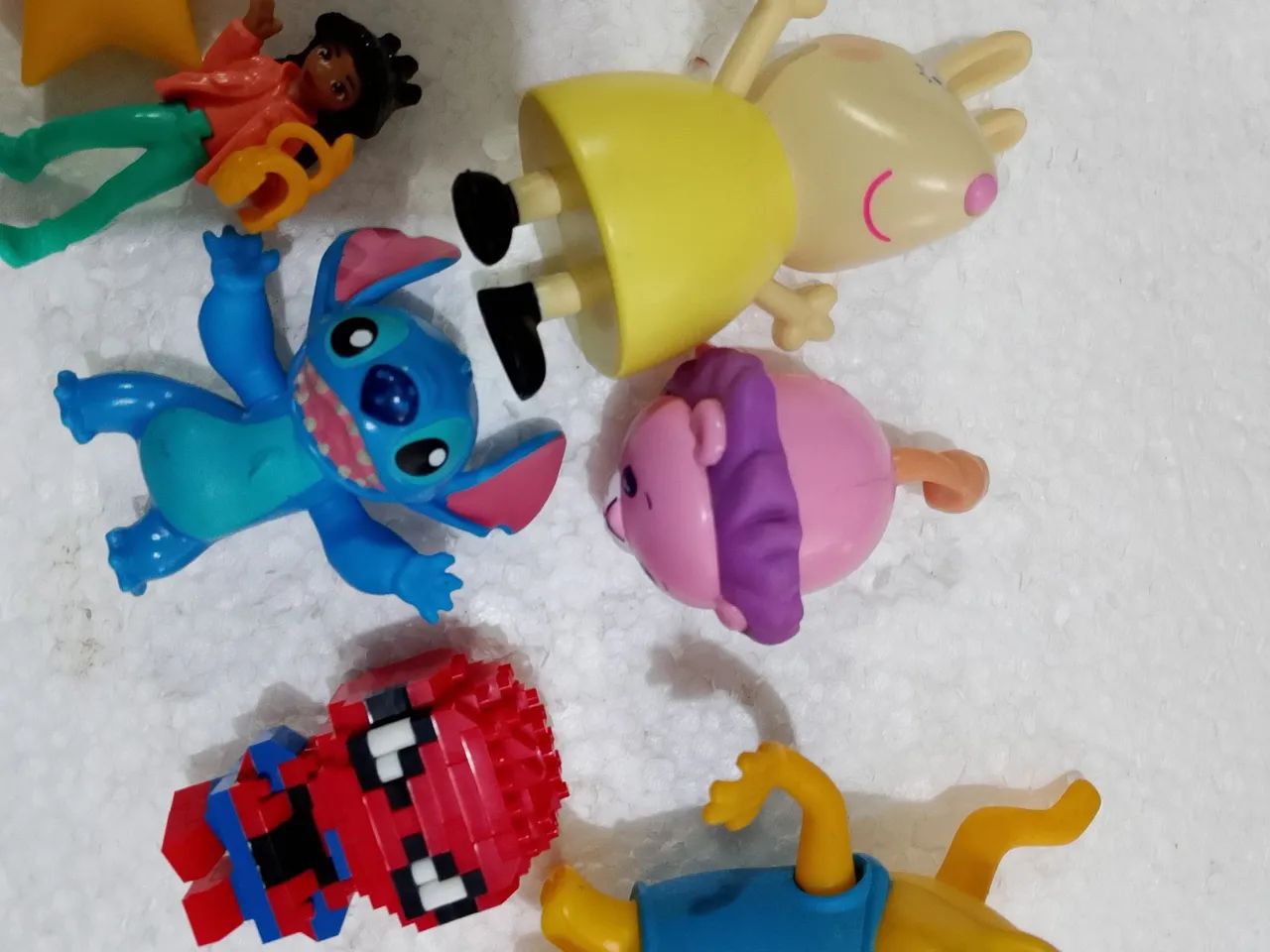 Lote de miniaturas colecionáveis  - Foto 3