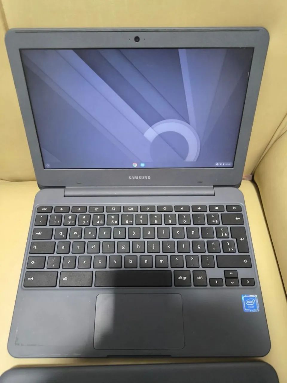 Cromebook Samsung excelente para trabalho ou estudos - Foto 3