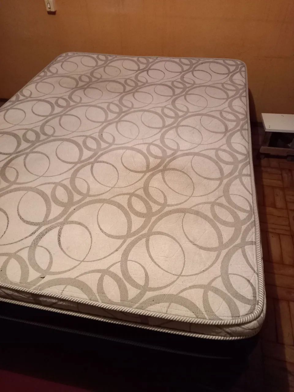 Cama box casal + Colchão de molas ensacadas - Foto 3