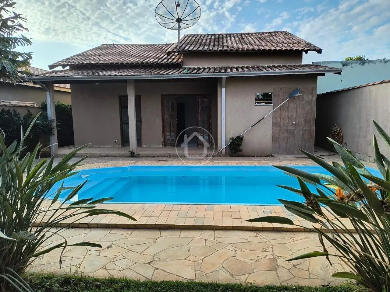 CASA COM SUITE - Foto 3