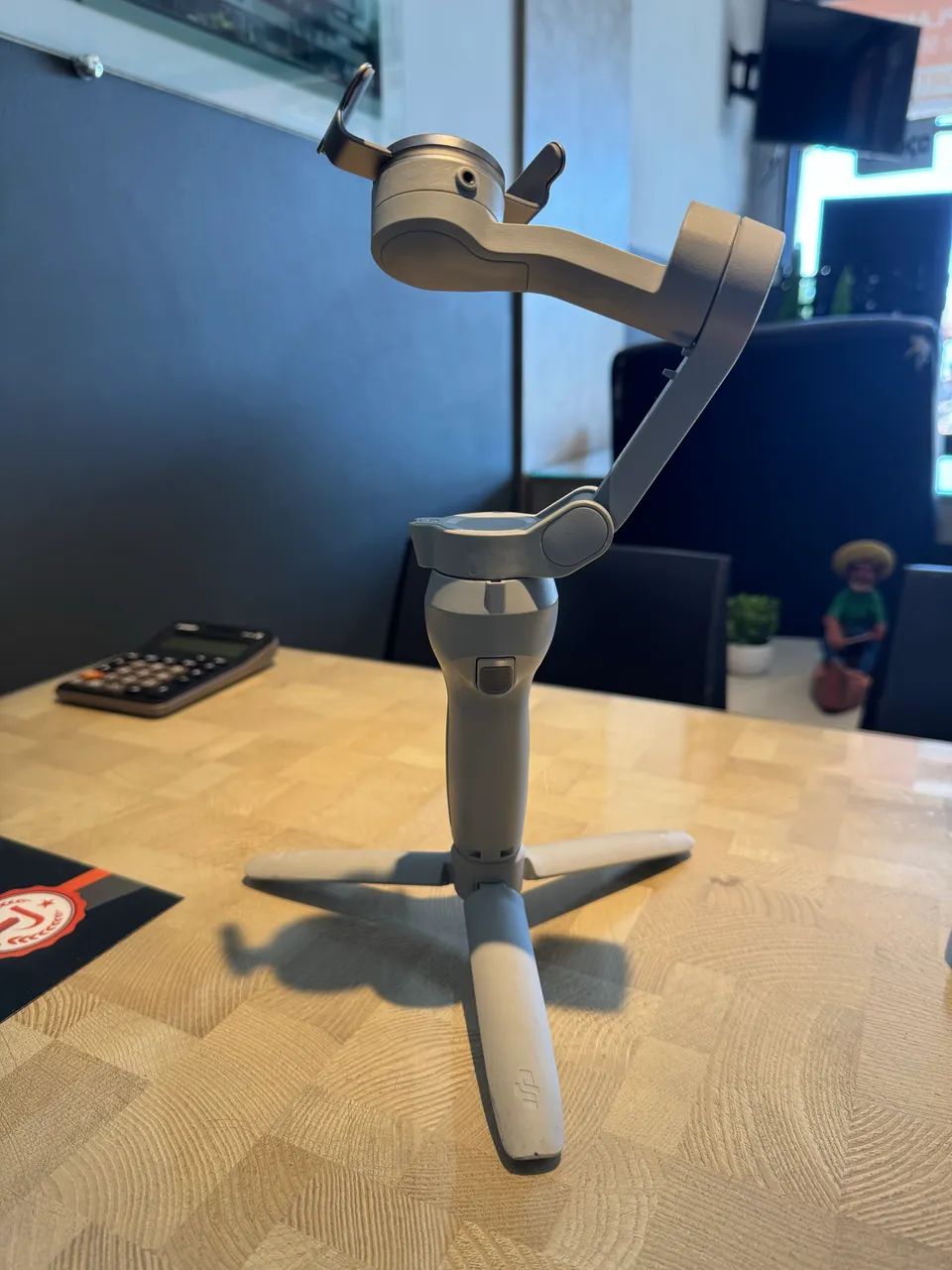 DJI Osmo Mobile 6  - Foto 3