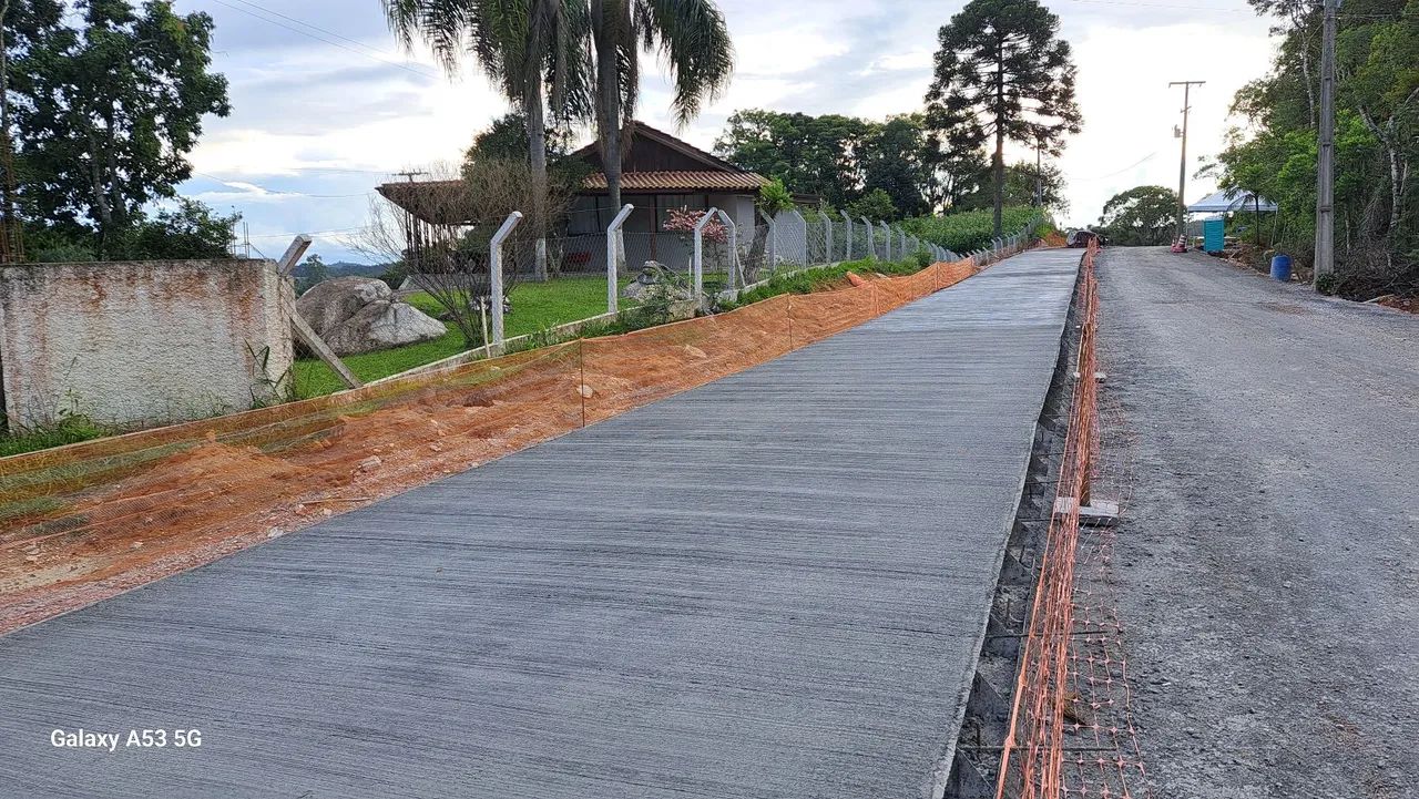CHACARA EM MANDIRITUBA 