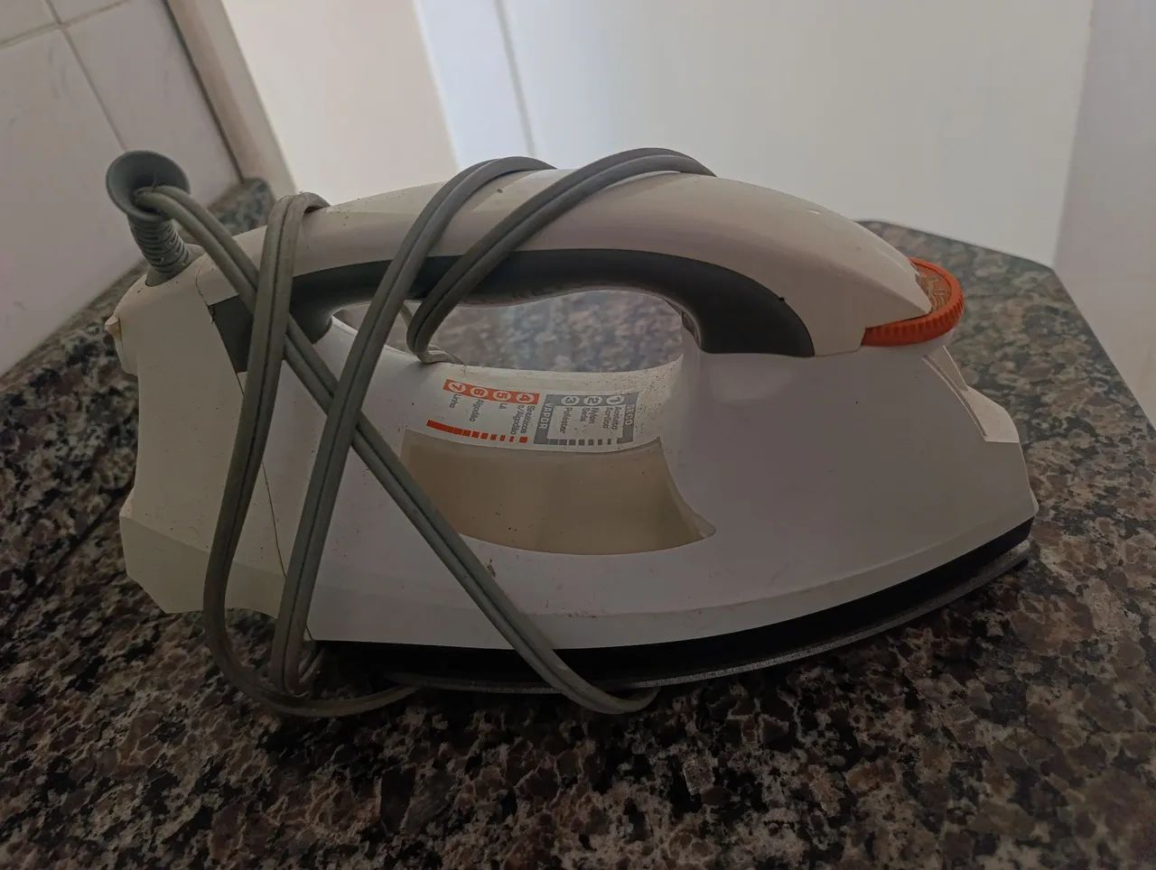 Ferro de roupa Black e Decker  - Foto 3