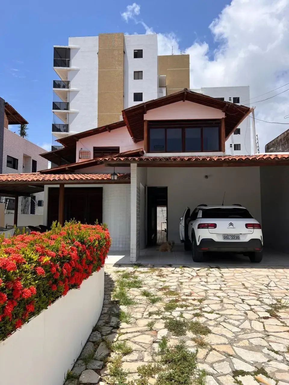 Casa à venda no Jardim Oceania  a apenas 70m do mar (Caribessa)