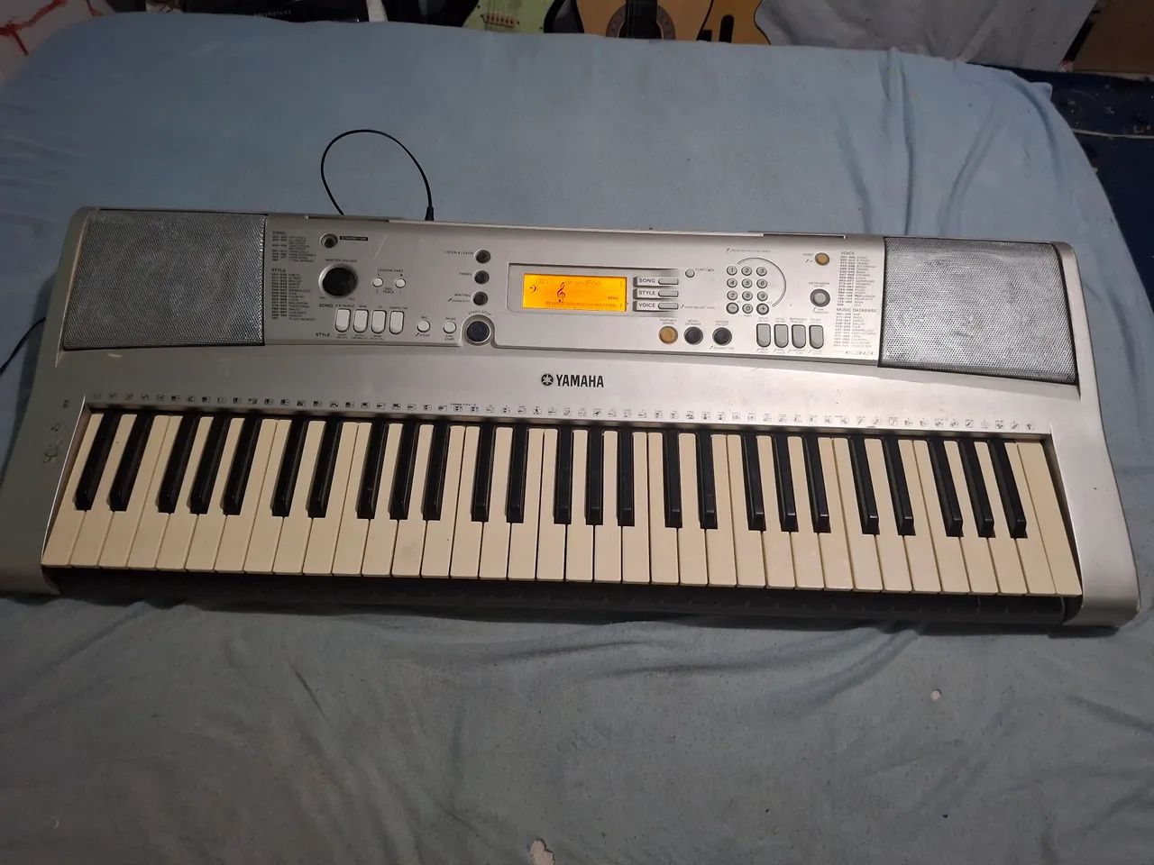 Yamaha psr-e313 