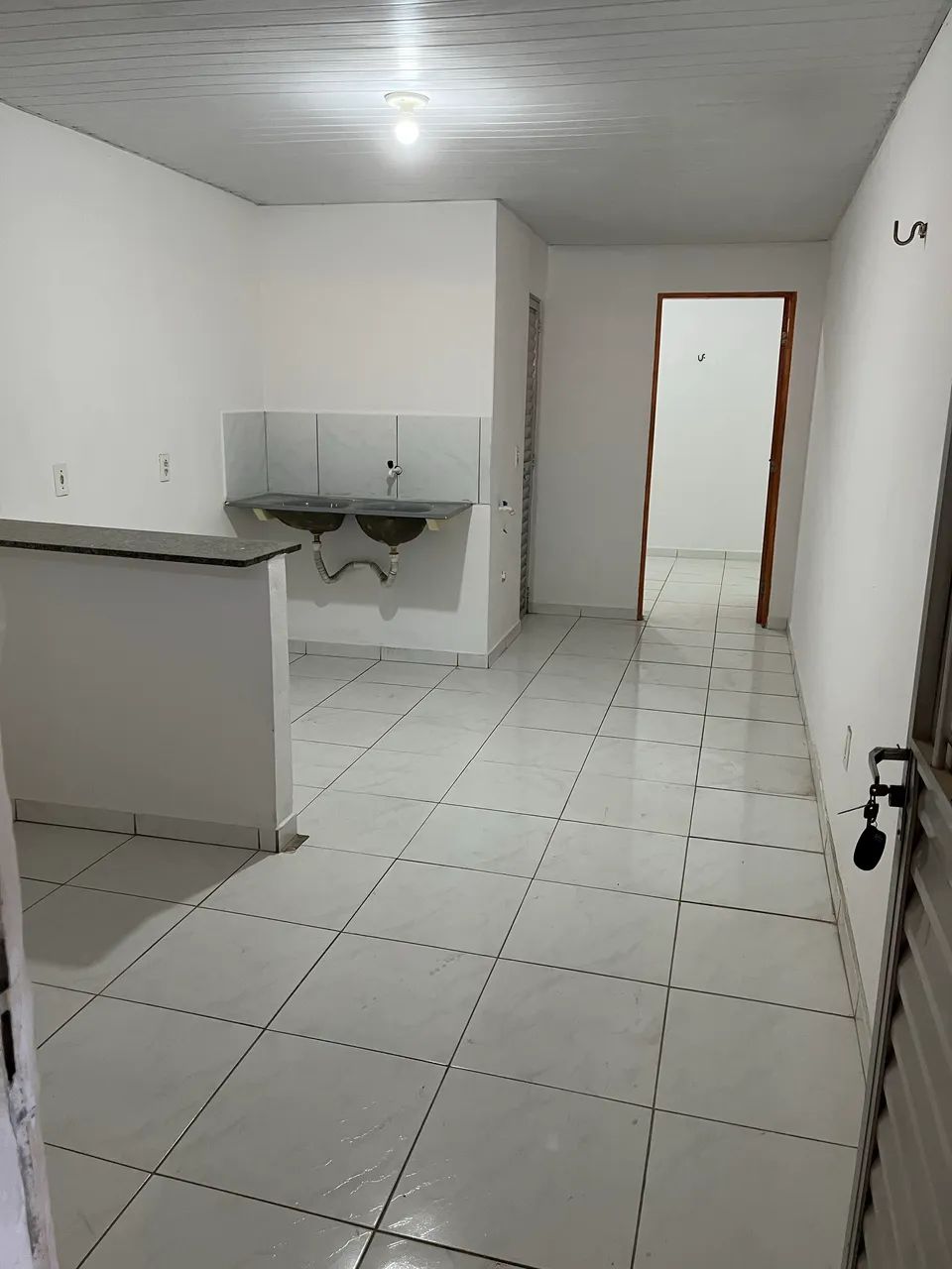 Um apartamento pequeno com garagem  - Foto 3