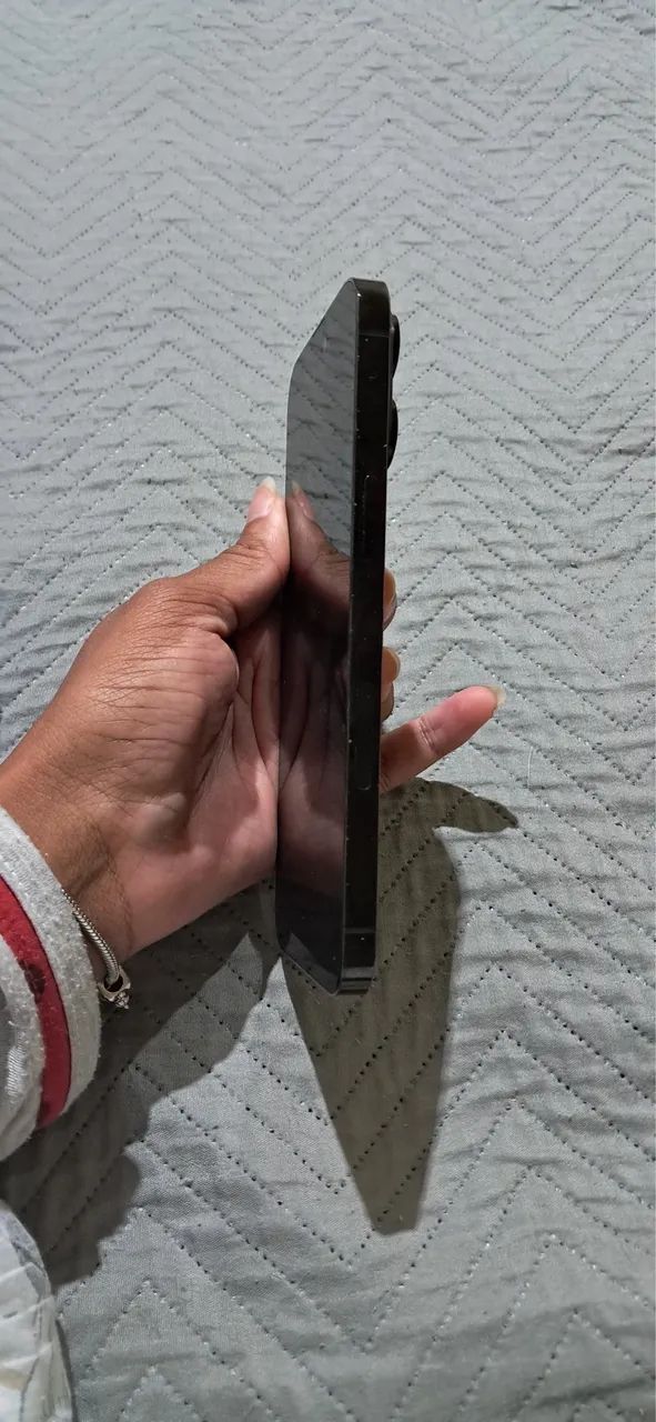 Vende-se iPhone 14 Pro Max 256gb  - Foto 2