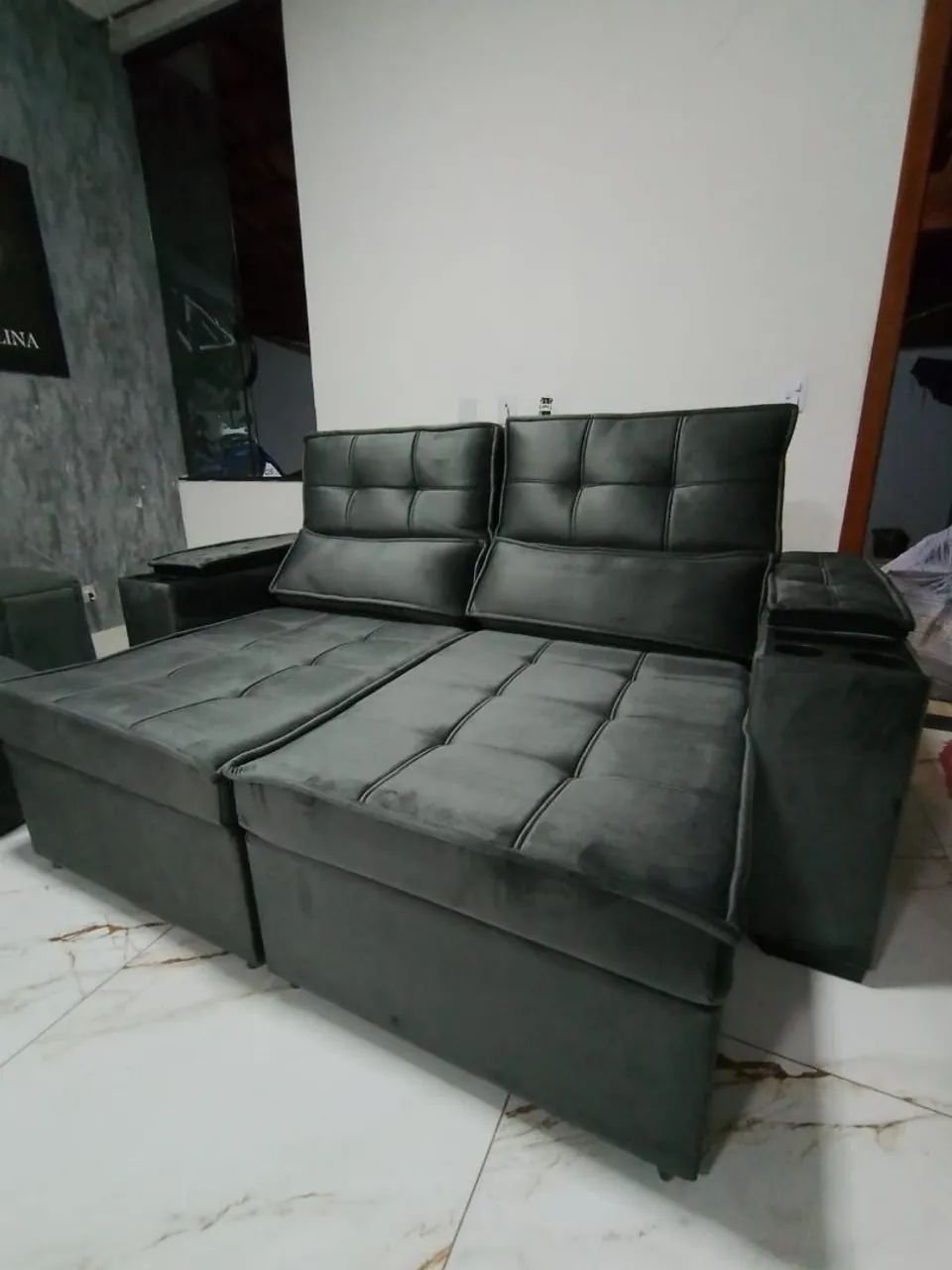Sofá retrátil e reclinável novo  - Foto 2