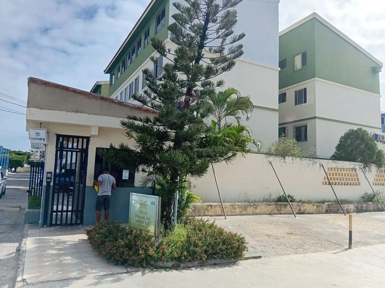 Vendo apartamento Na Farolandia