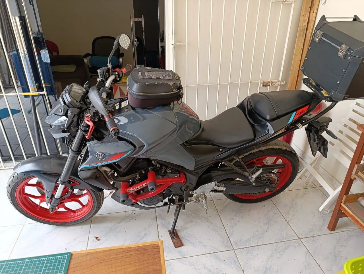 MT 03