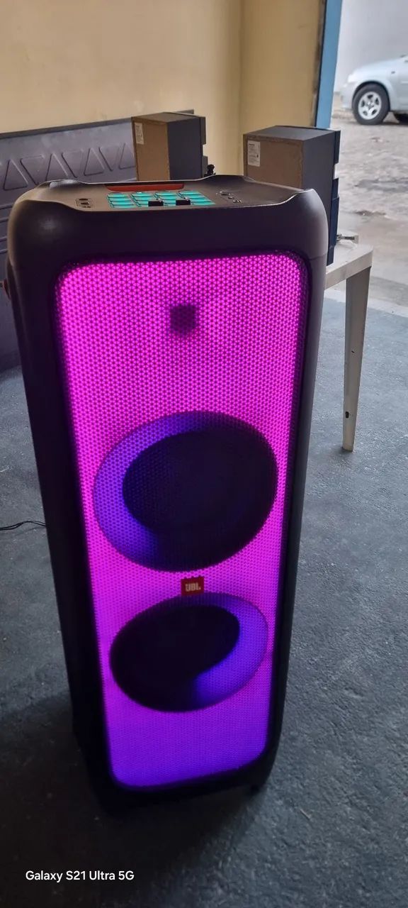 Caixa jbl partybox 1000