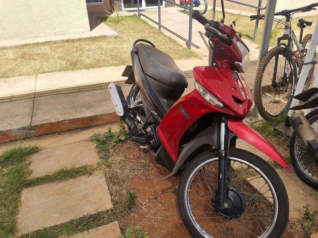 Yamaha Crypton  - Foto 2