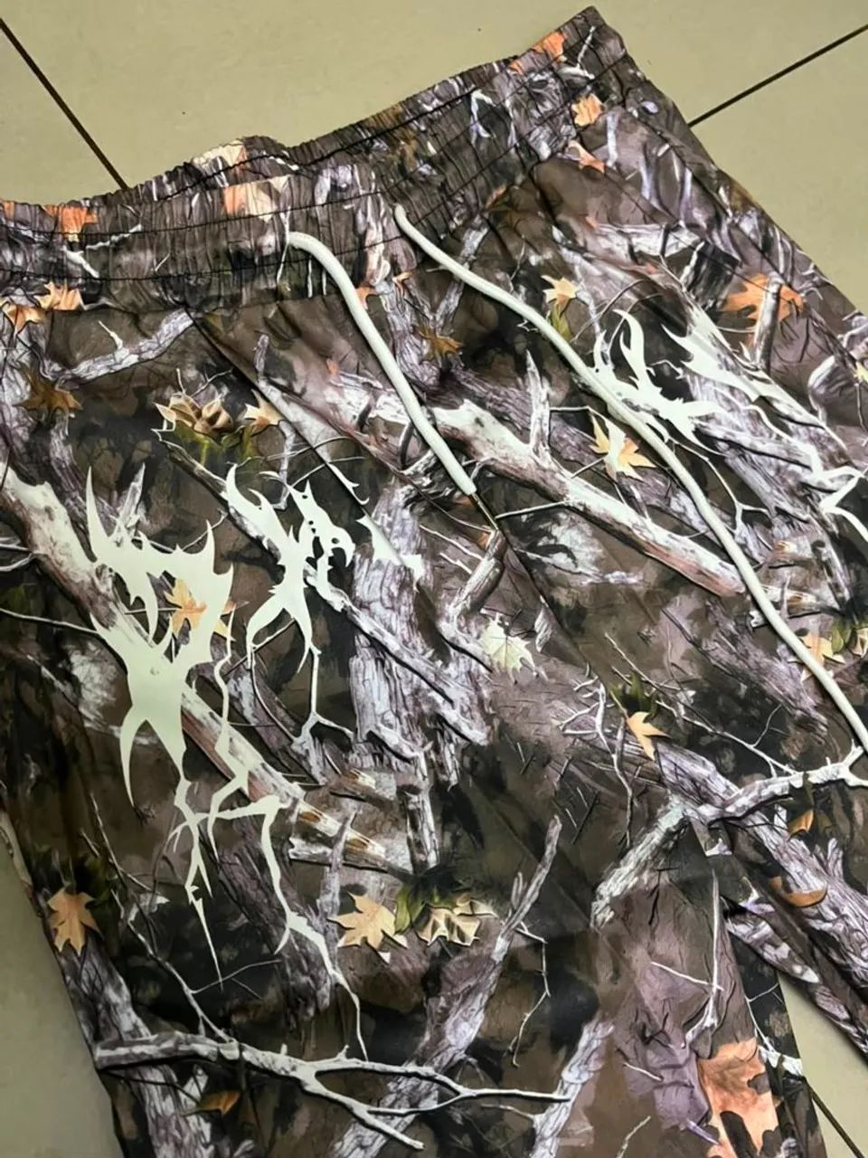 Calça Camuflada Cyber Y2K Importada - Estilo Trap / Drill Gringa - Foto 3
