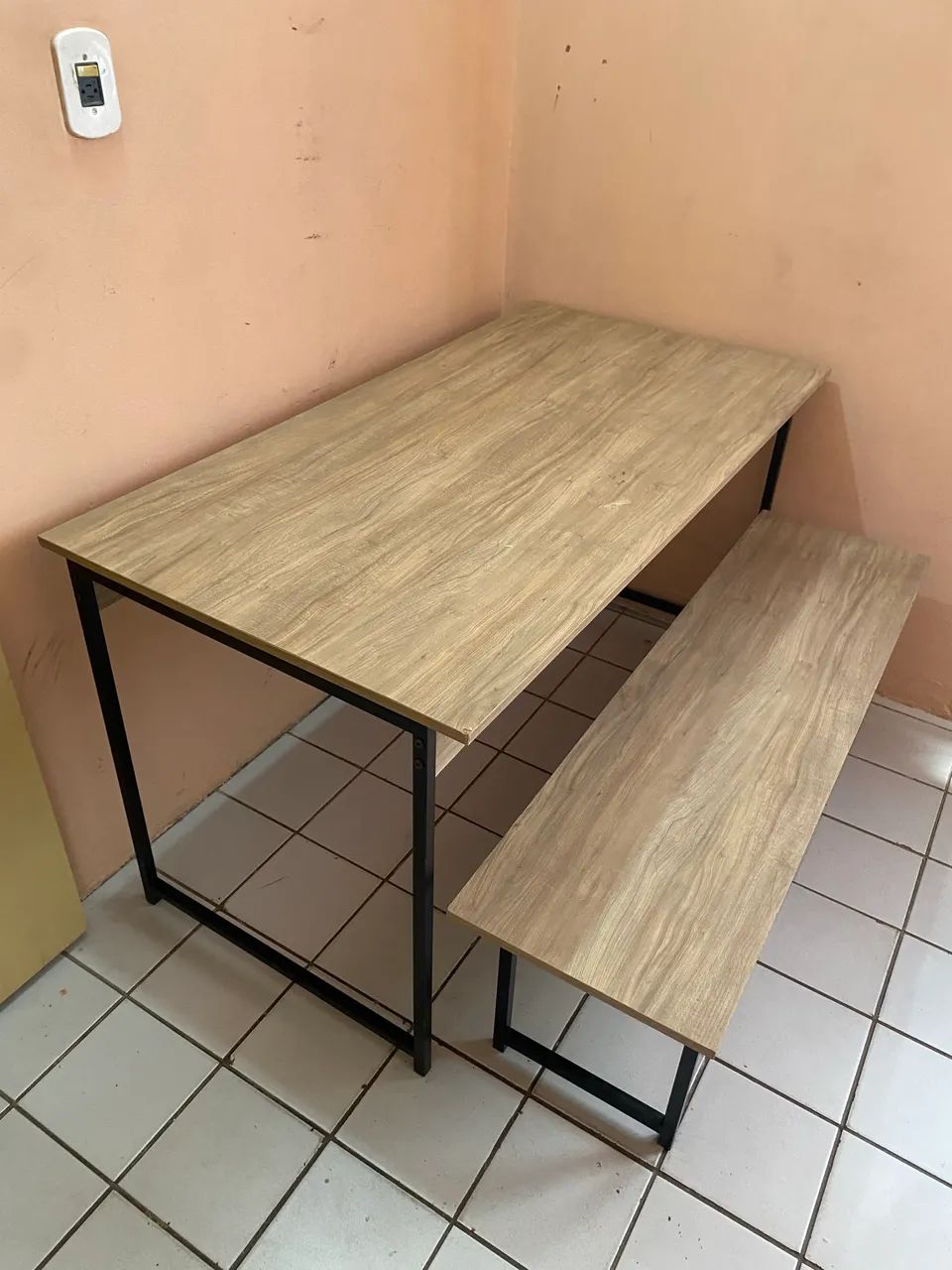 Mesa com banquinho  - Foto 5