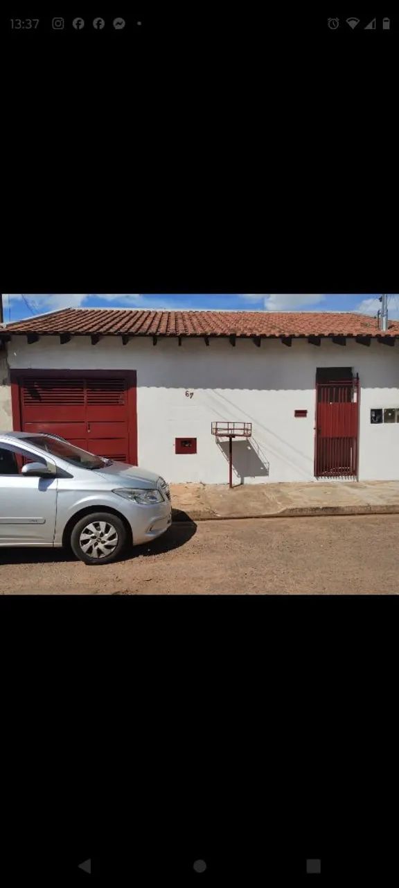 Aluga-se casa no Pênfigo 
