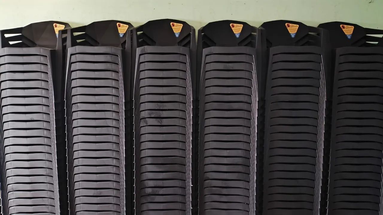 Mesas e cadeiras diamond  - Foto 4