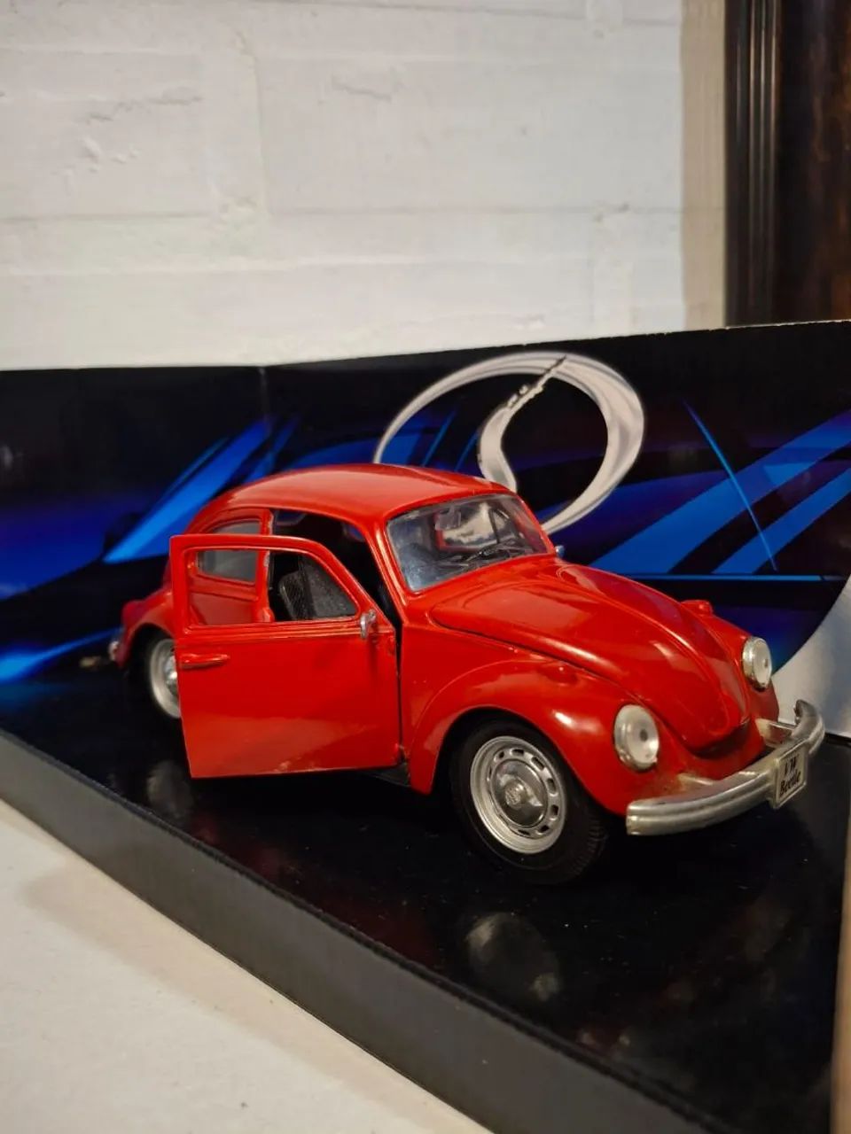 Miniatura de Volkswagen Beetle 1:24 Maisto - Foto 3