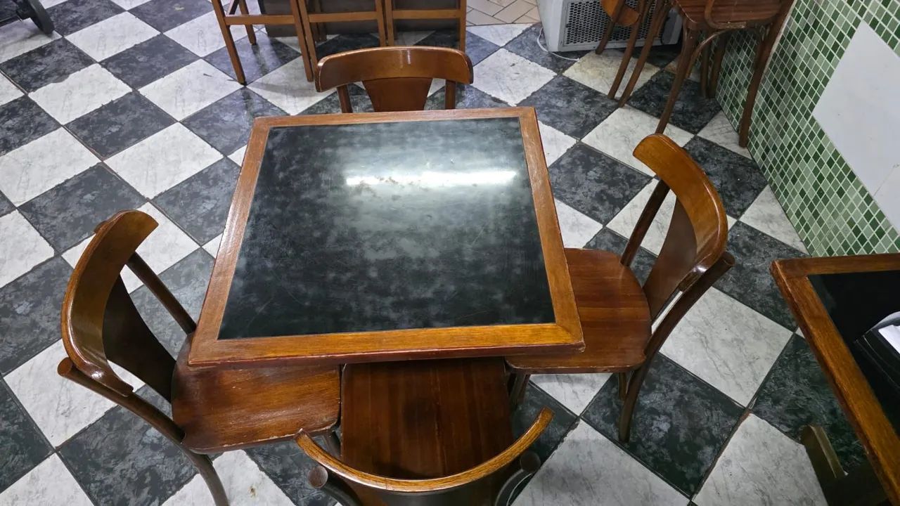 Cadeiras de madeira. 50un. - Foto 3