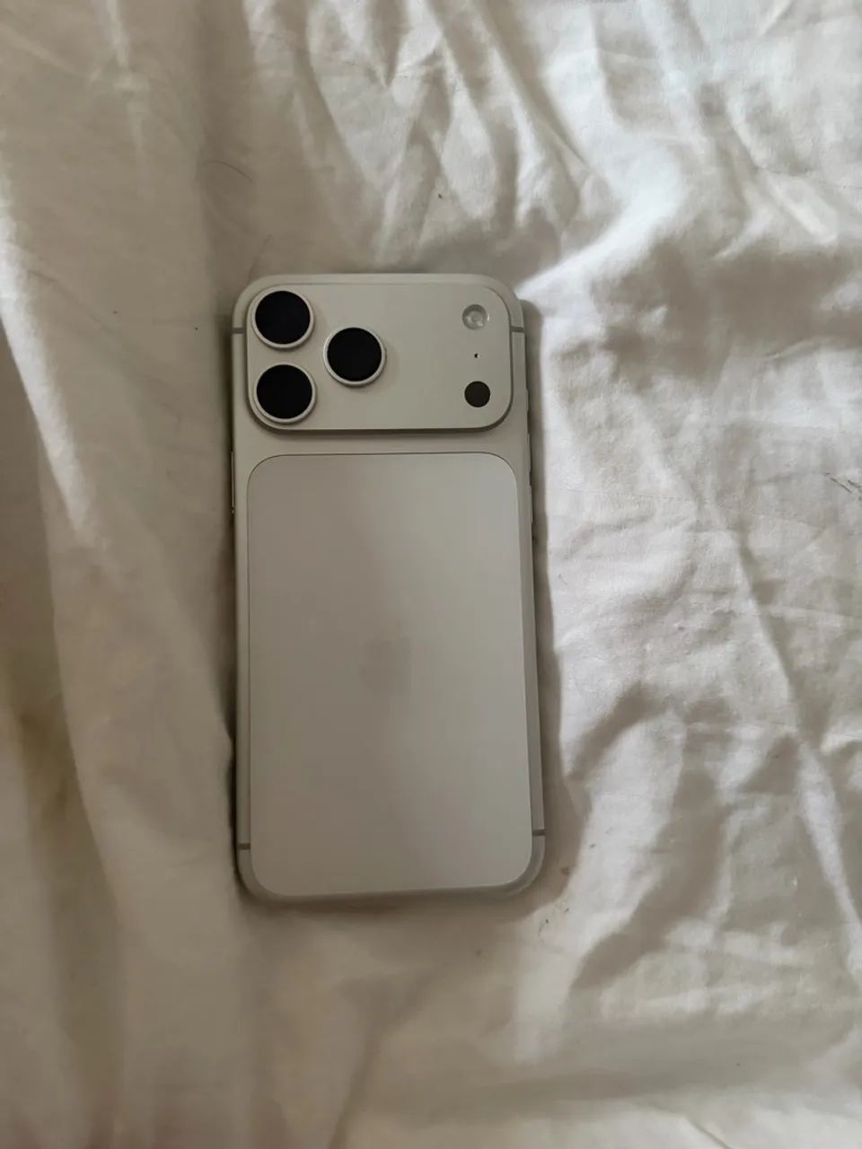 iPhone 17 pro max silver  - Foto 4