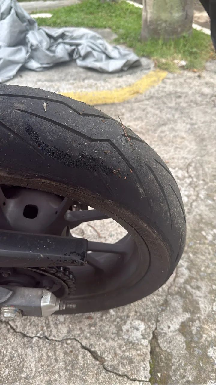CB300F 24/24 ABS  - Foto 4