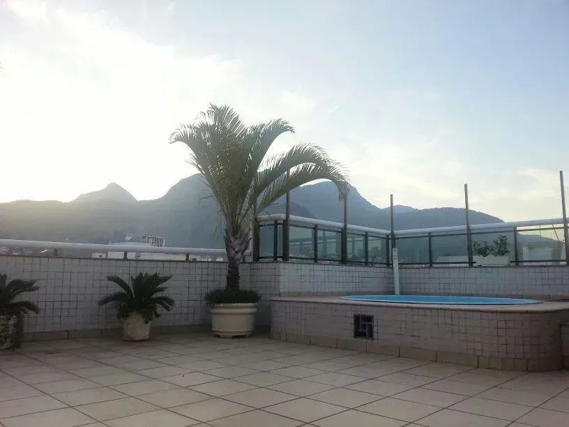 Freguesia - Cobertura 3 suites, piscina com deck, bancada e churrasqueira - Foto 3
