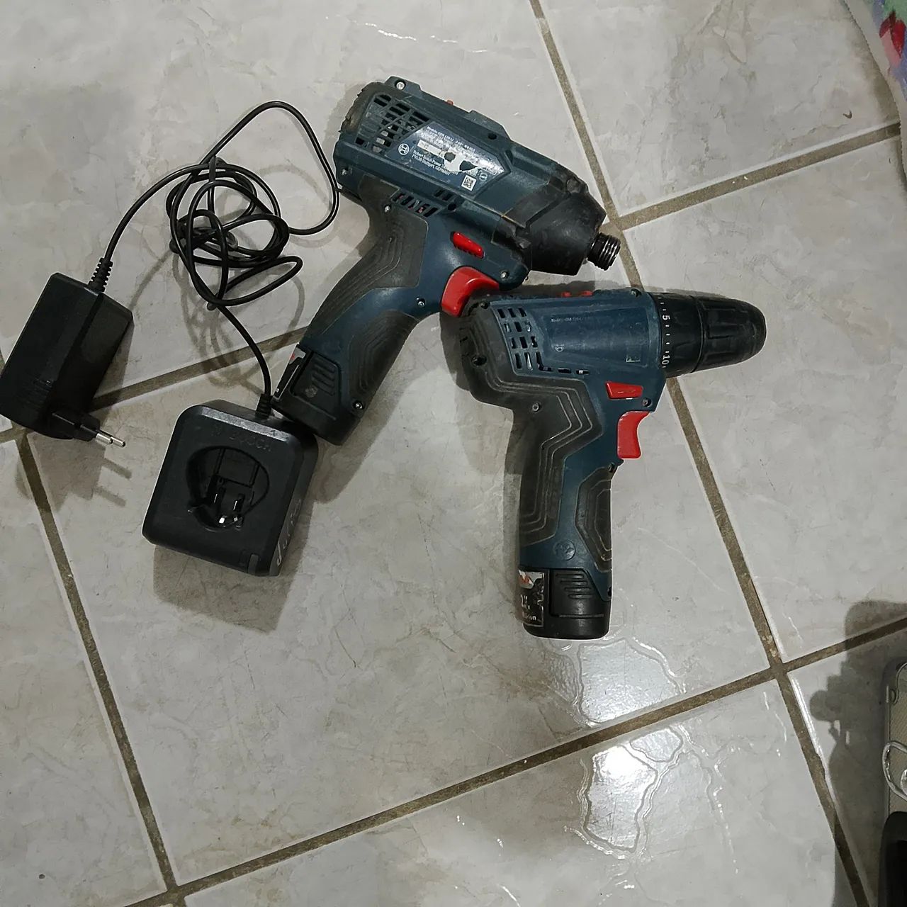 Martelete e parafusadeira 