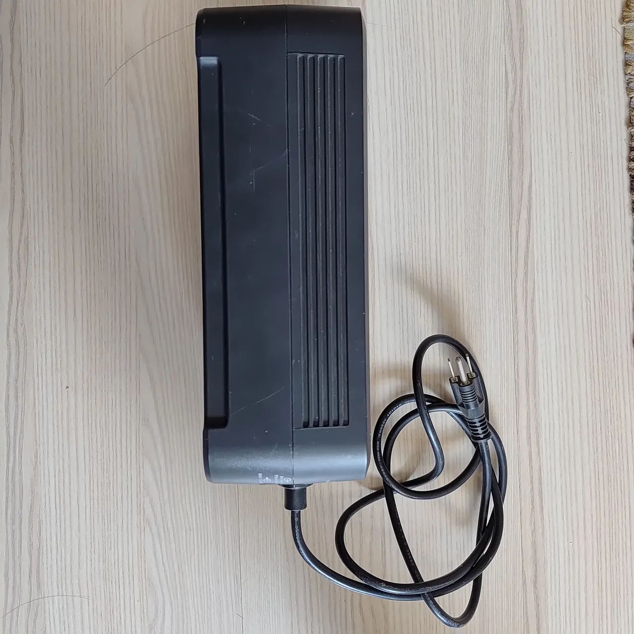 No-break APC Back-UPS ES 350 - Foto 4