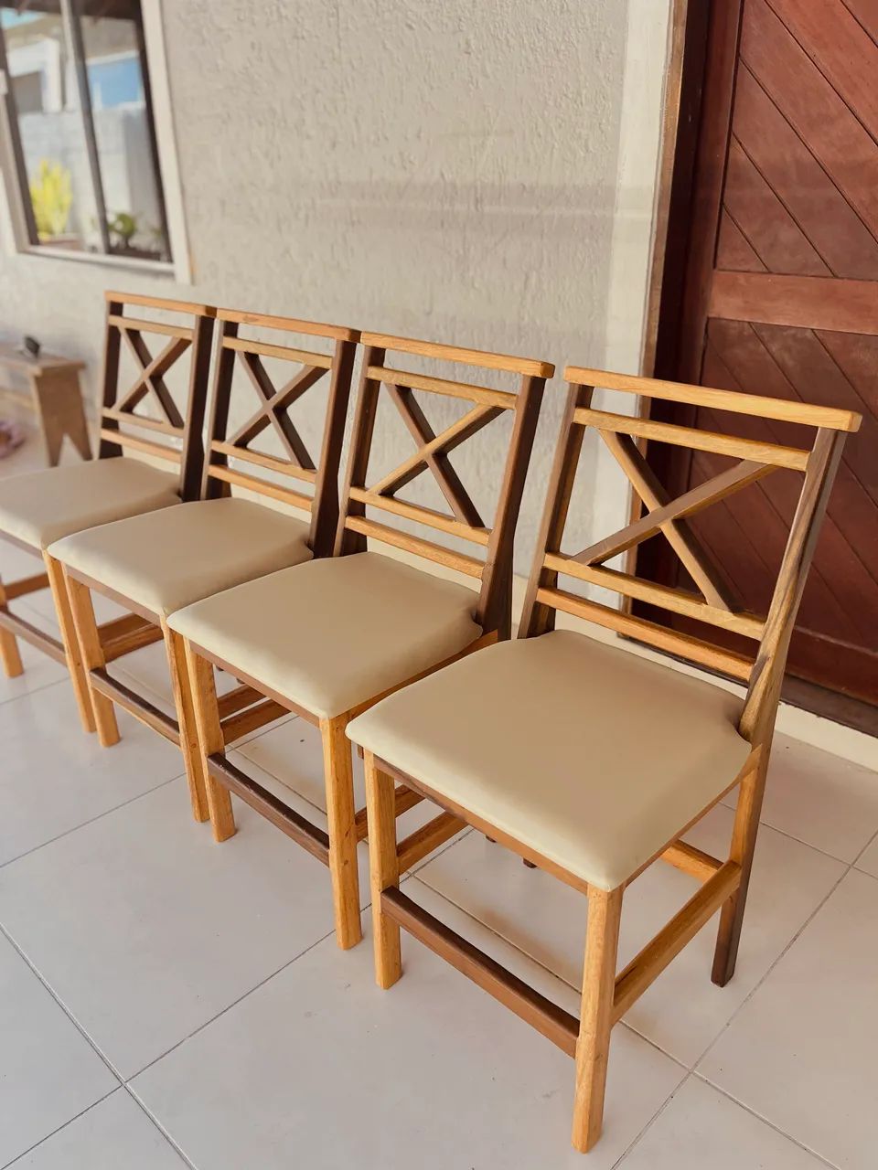 Mesa com cadeiras  - Foto 3