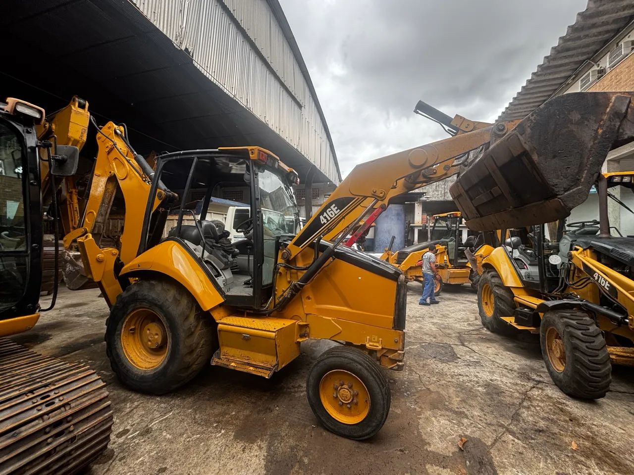 Retro escavadeira Caterpillar 416E  - Foto 2