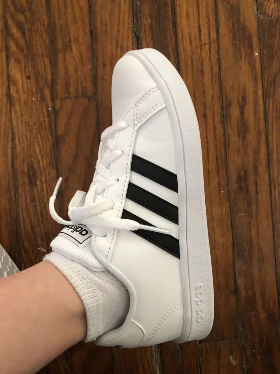Tênis Adidas Branco  - Foto 3