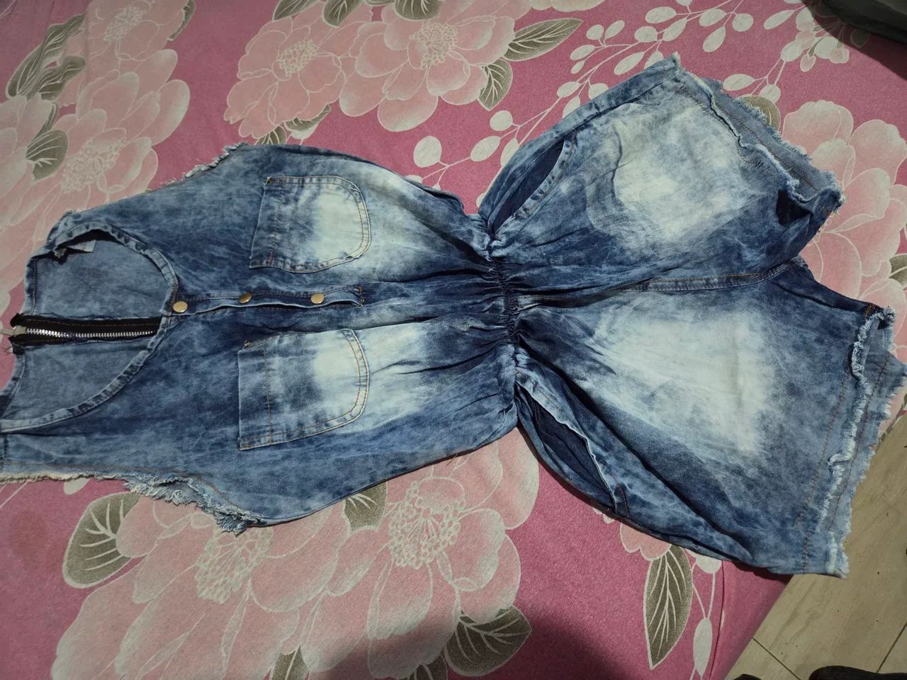 Macacão feminino Jeans tamanho M