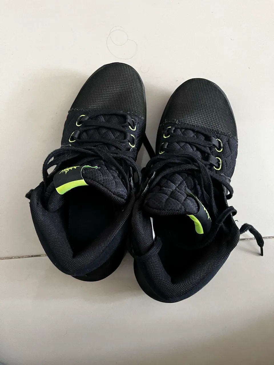 LeBron Witness 8 TAM:42 - Calçados - Ponta Negra, Manaus