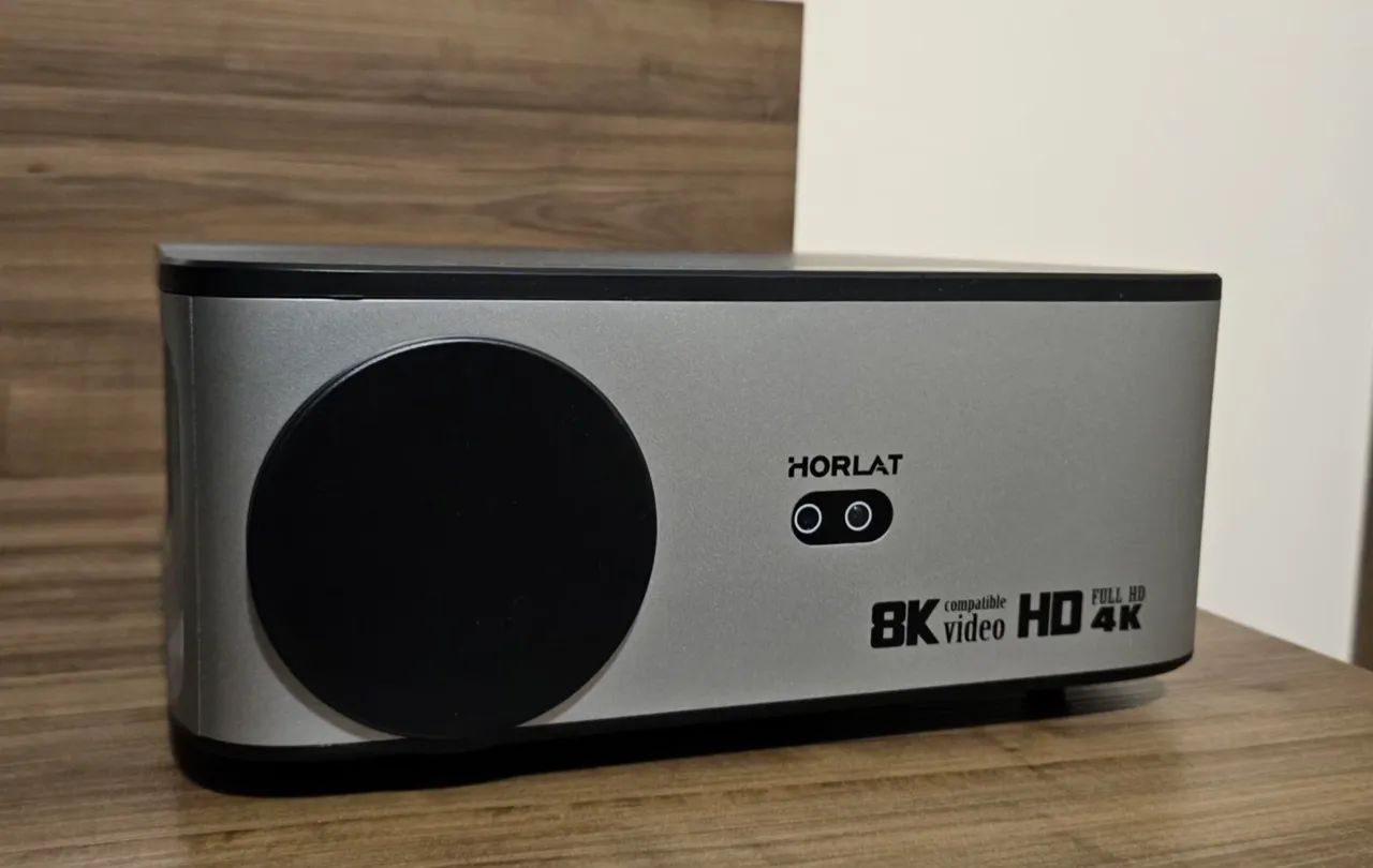 Firestik Tv + Projetor Hotlat T09 8k, com Wi-Fi e foco automático  - Foto 4